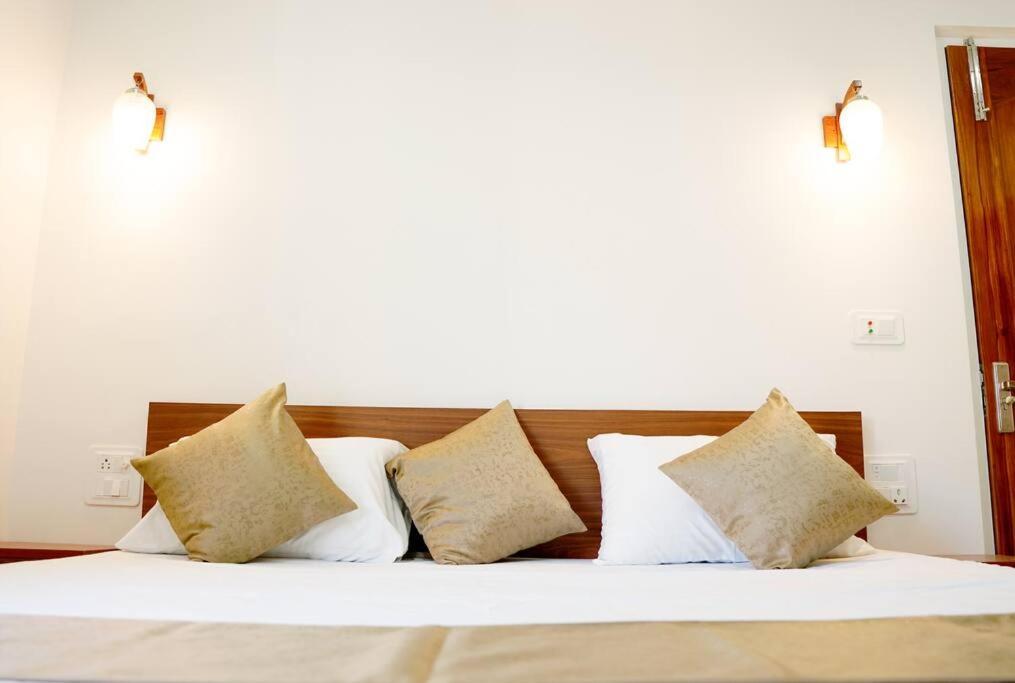 The Periwinkle Homestay Bhīm Tāl Zewnętrze zdjęcie
