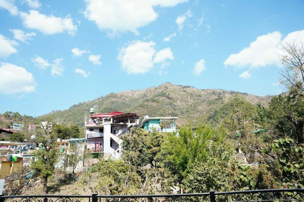 The Periwinkle Homestay Bhīm Tāl Zewnętrze zdjęcie